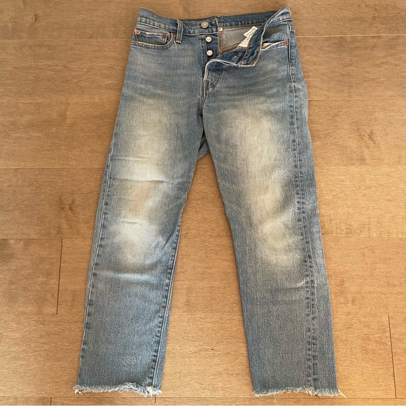 Levis Straight Leg Frayed Bottom Jeans - Picture 3 of 6